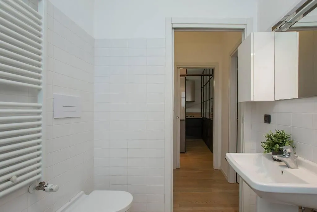Stazione Centrale - Nuovo E Moderno Appartamento. Mediolan Apartament